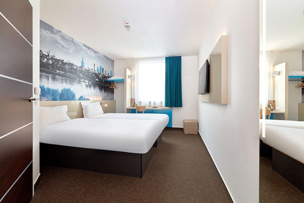 Standard Twin Room, 2 Twin Beds - Photo 7
