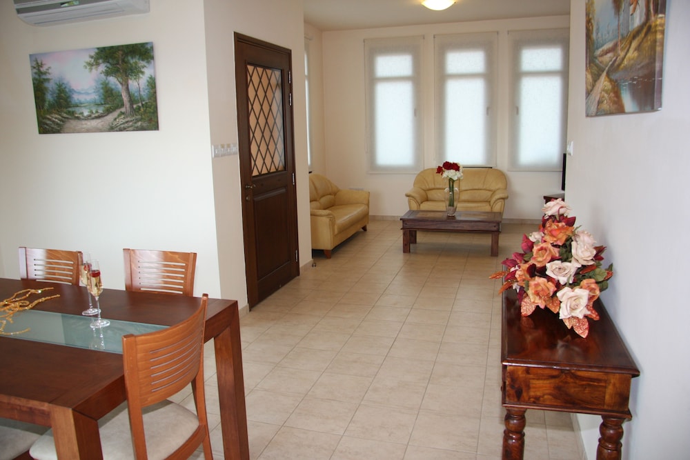 Villa, 3 Bedrooms, Private Pool, Garden Area photo 2