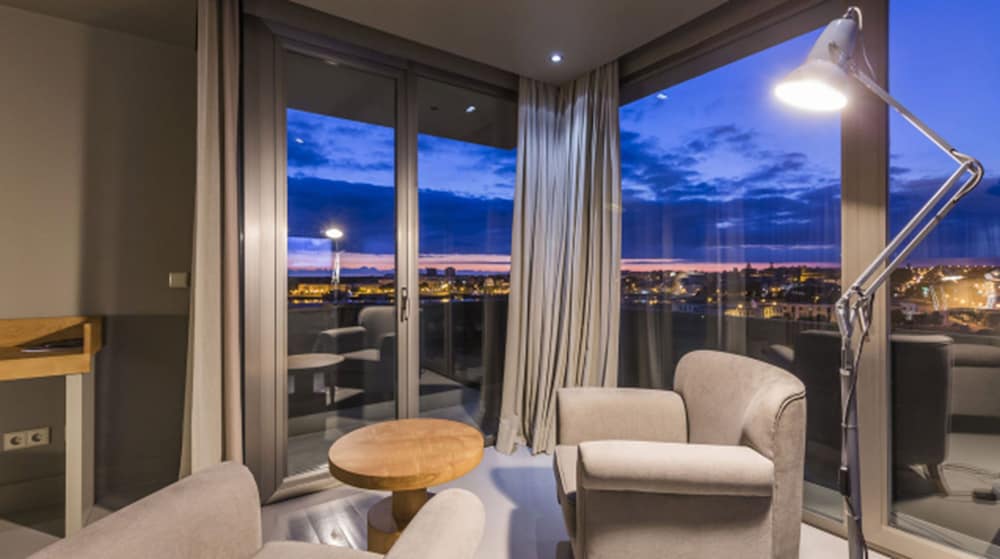 Suite - Photo 2