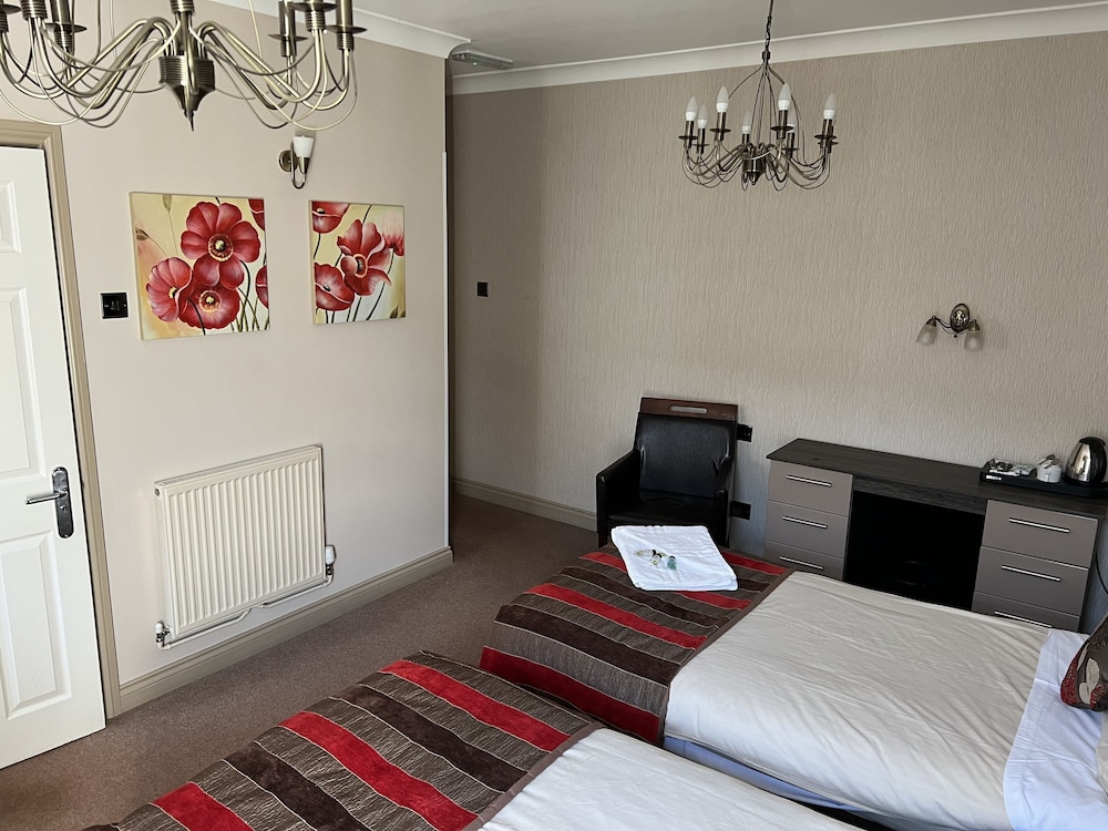 Superior Double Or Twin Room photo 3