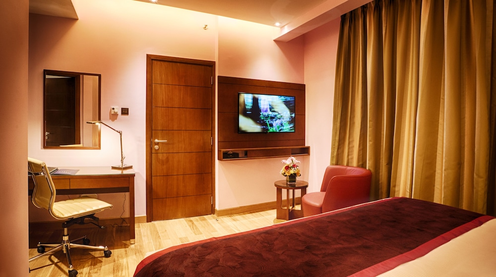 Deluxe Suite, 1 Bedroom photo 3
