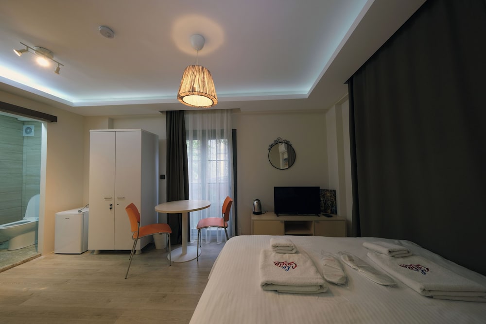 Standard Room photo 3
