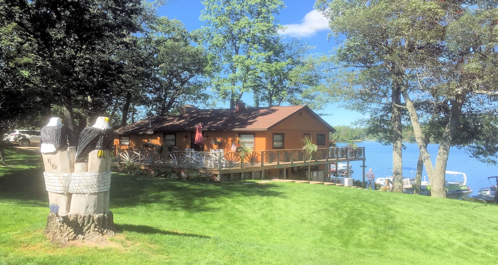 Cabin 1, Lakefront photo 1