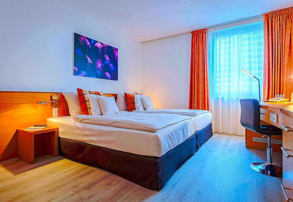 Comfort Room, 1 Double Bed - Photo 4