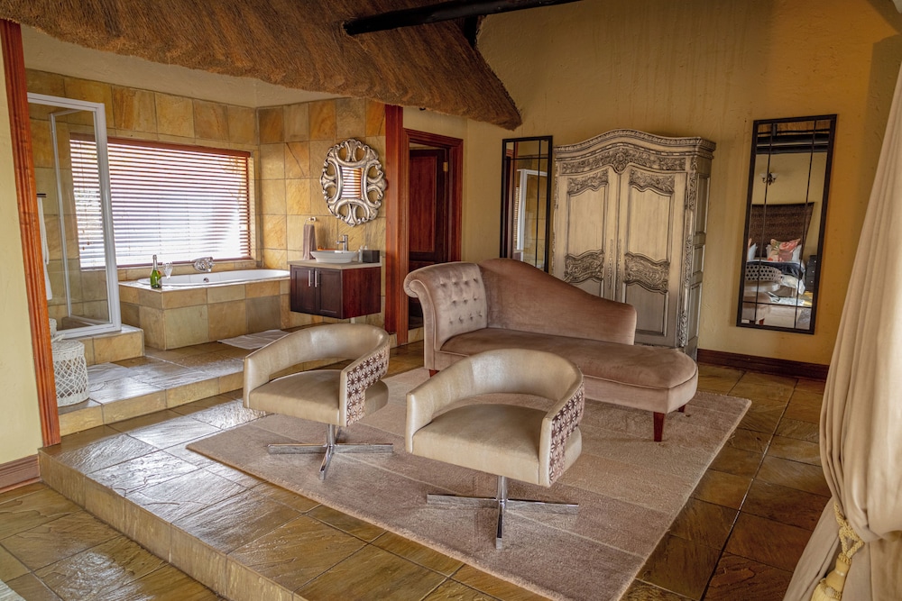 Superior Suite, Mountain View photo 3