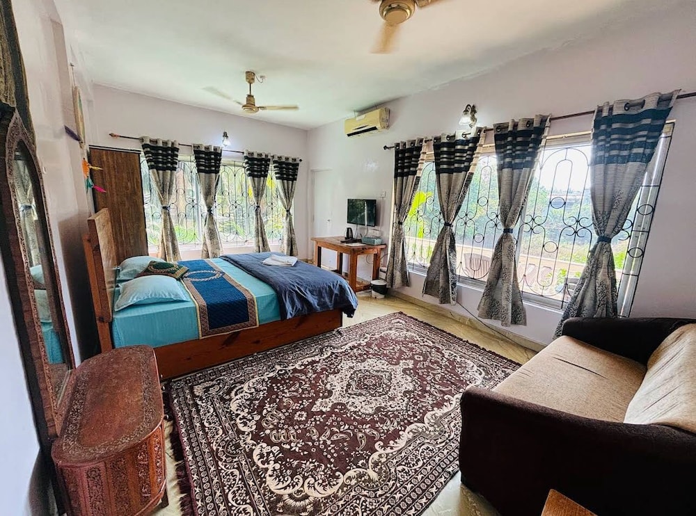 Deluxe Double Room, Balcony, Garden View