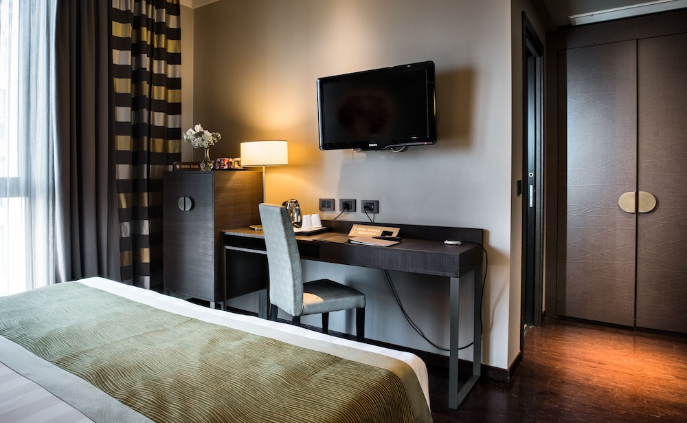 Superior Double Room Single Use photo 3