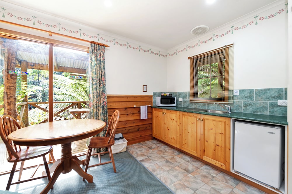 Standard Cabin, Non Smoking, Bathtub (Wallaby's Retreat) photo 3
