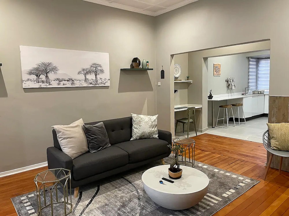 Apartment photo 1