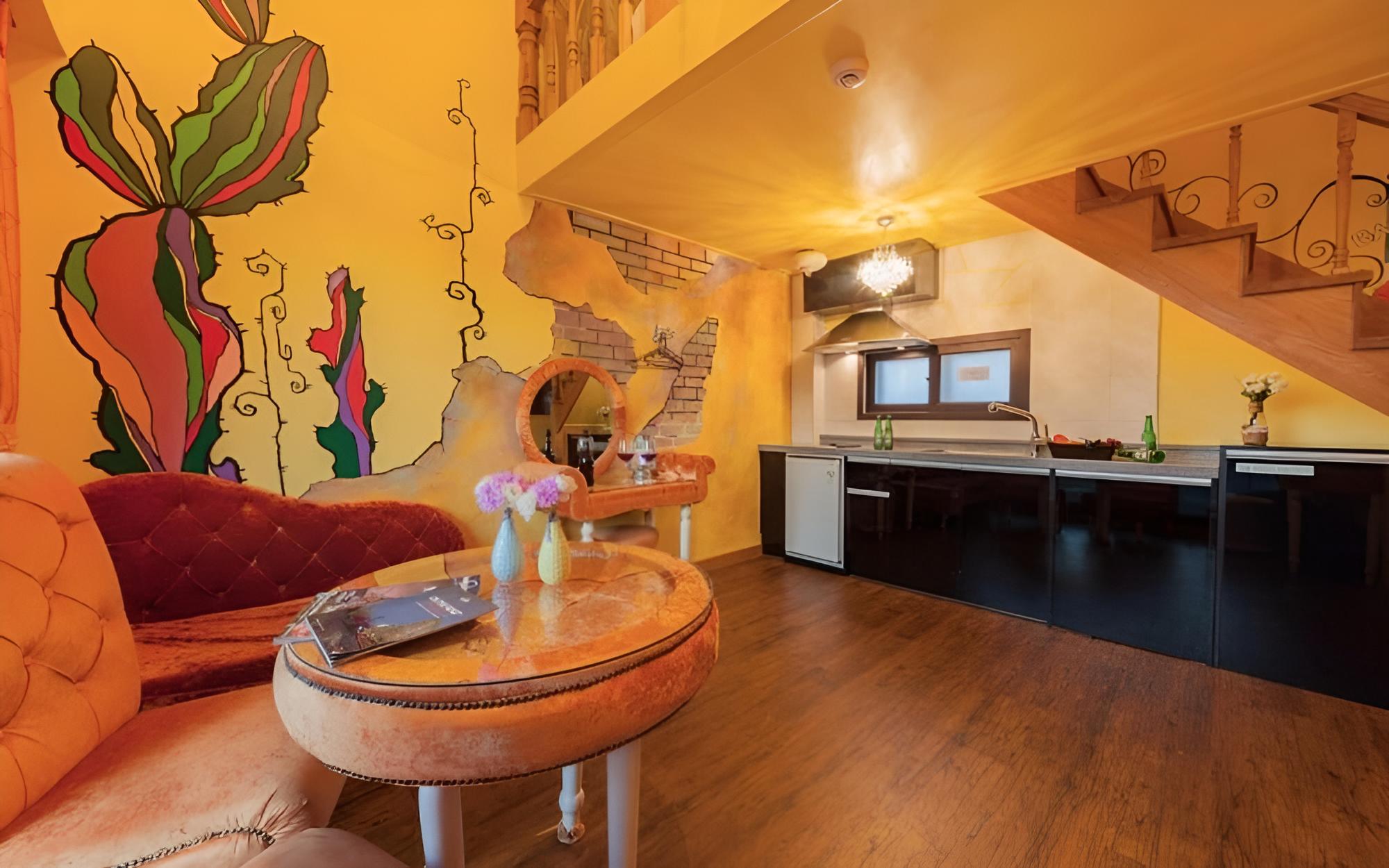 Room (CL (multiple / third floor))