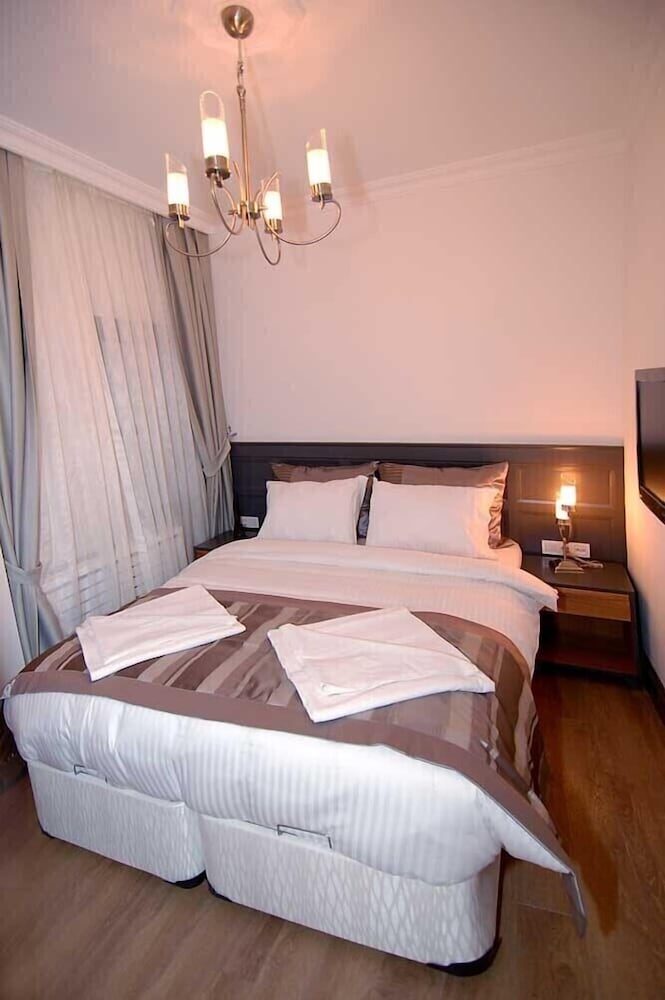 Deluxe Apartment (No:15) photo 1