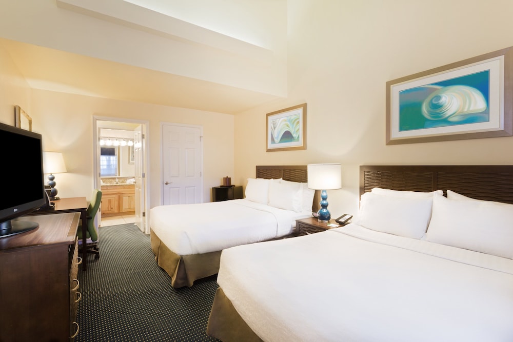 Standard Room, 2 Queen Beds, Courtyard View - Photo 2