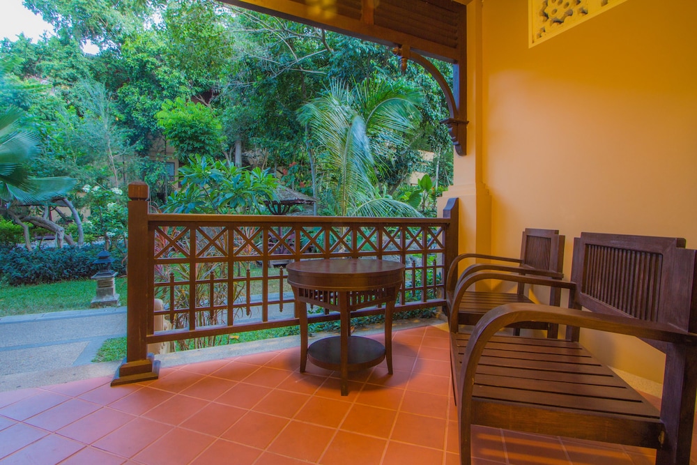 Deluxe Bungalow - Photo 3