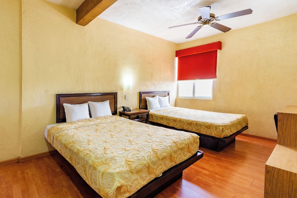 Standard Room, 2 Double Beds