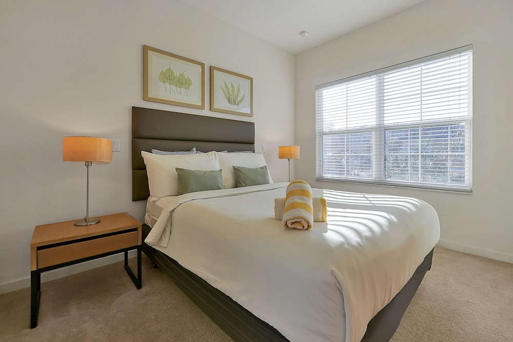 Standard Townhome, 3 Bedrooms, Hot Tub - Photo 11