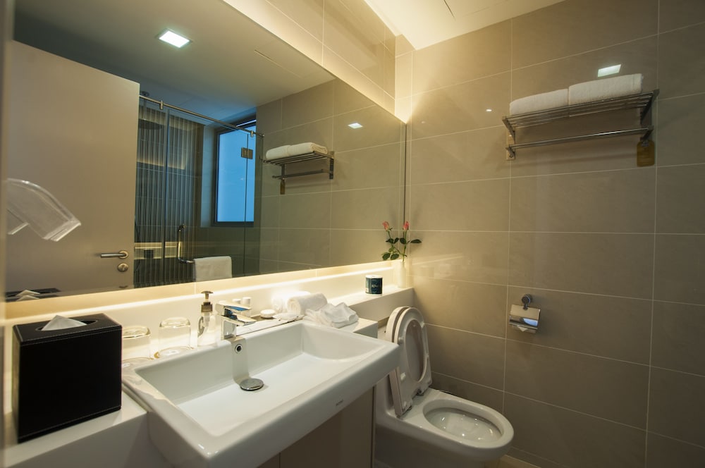 Suasana Premium Suites 1 Bedroom thumbnail 5