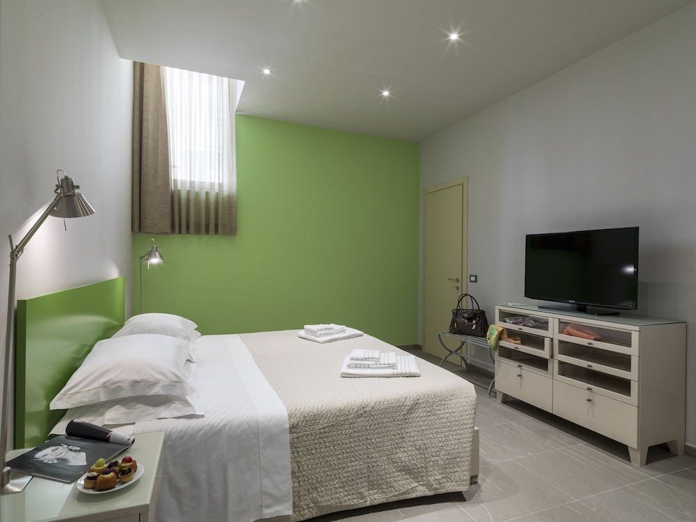 Family Apartment, 2 Bedrooms, Kitchen photo 3