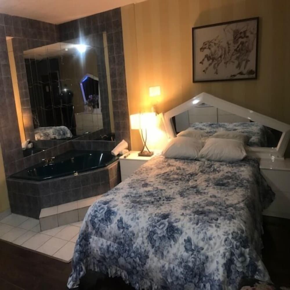 Romantic Room, 1 Bedroom photo 3