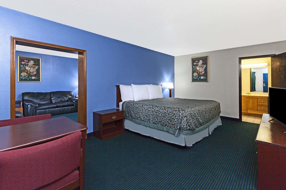 Suite, 1 Bedroom, Non Smoking - Photo 1