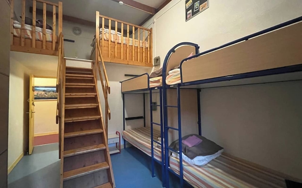 Family Room for 8 People with Ensuite Bathroom photo 2