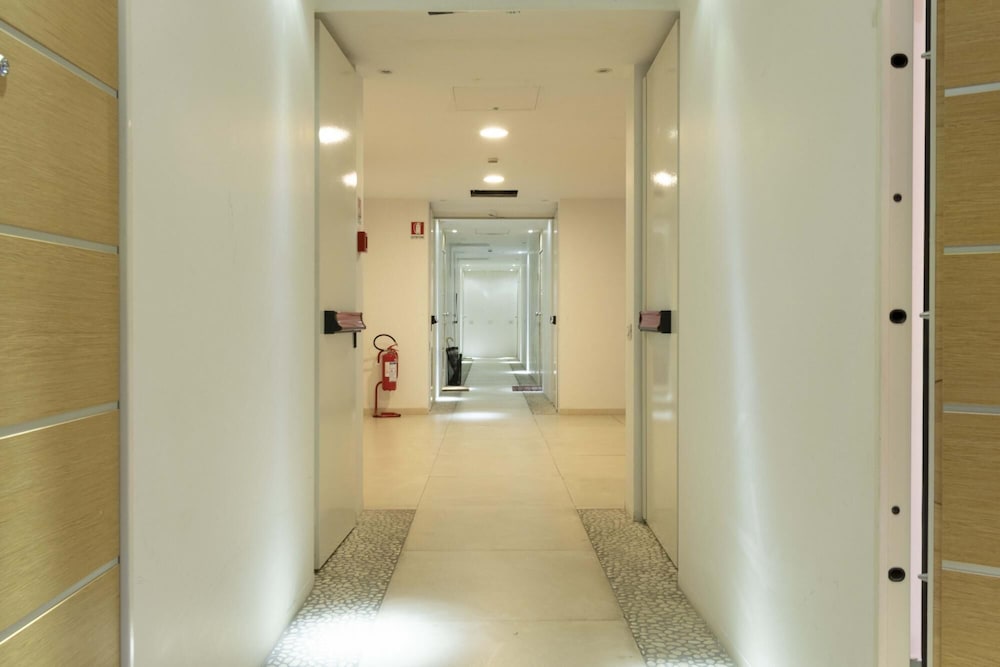 Apartment, Smoking