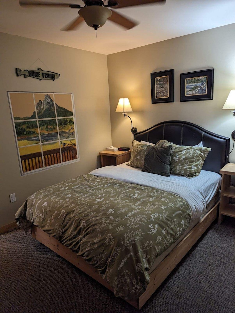 Comfort Room, 1 Queen Bed, Non Smoking, Garden View