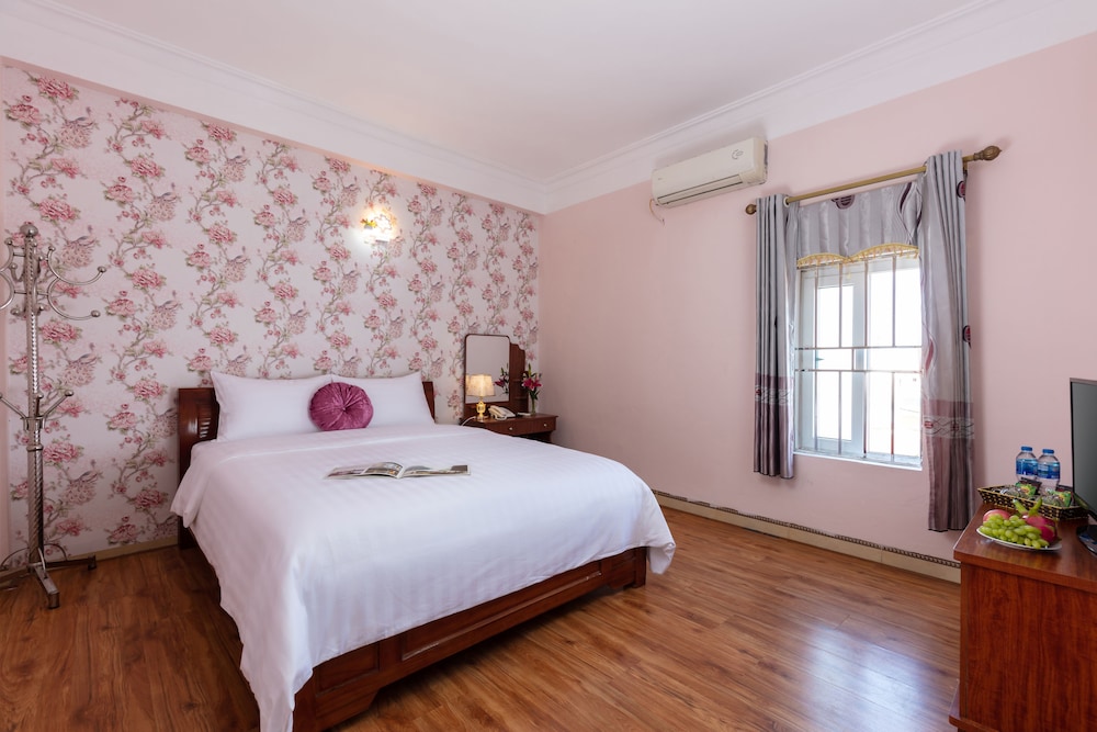 Superior Double or Twin Room, with Window (Free one way airport transfer)