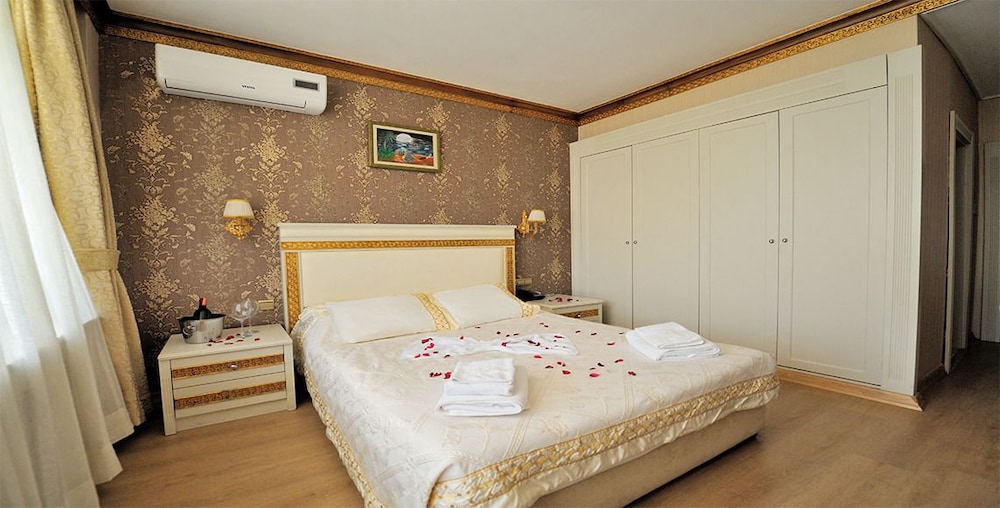 Standard Double Room photo 2