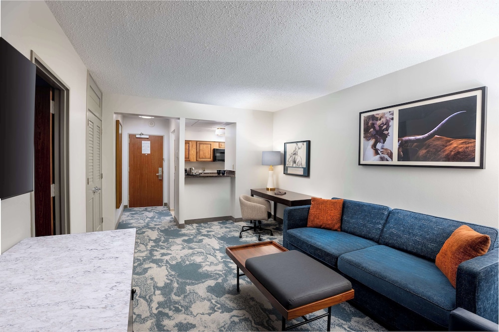 Suite, 1 Bedroom, Kitchen - Photo 21