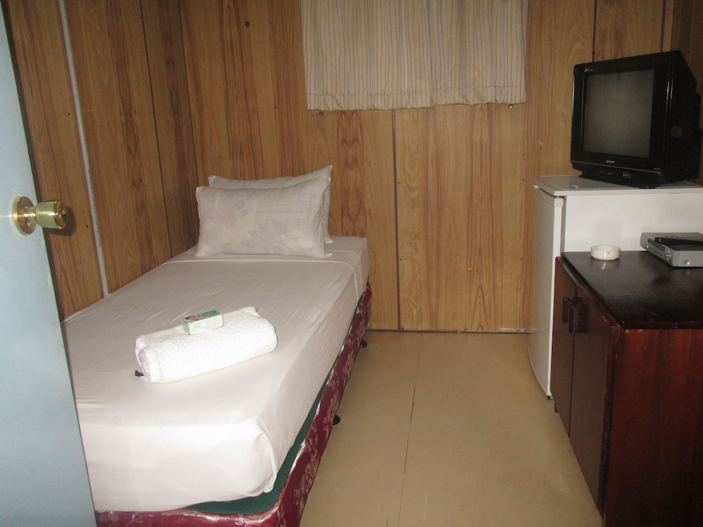 Basic Single Room
