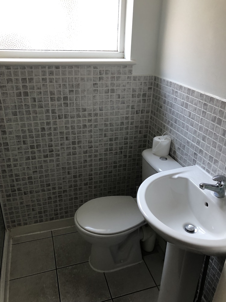 Family Room, Multiple Beds, Non Smoking, Ensuite - Photo 10