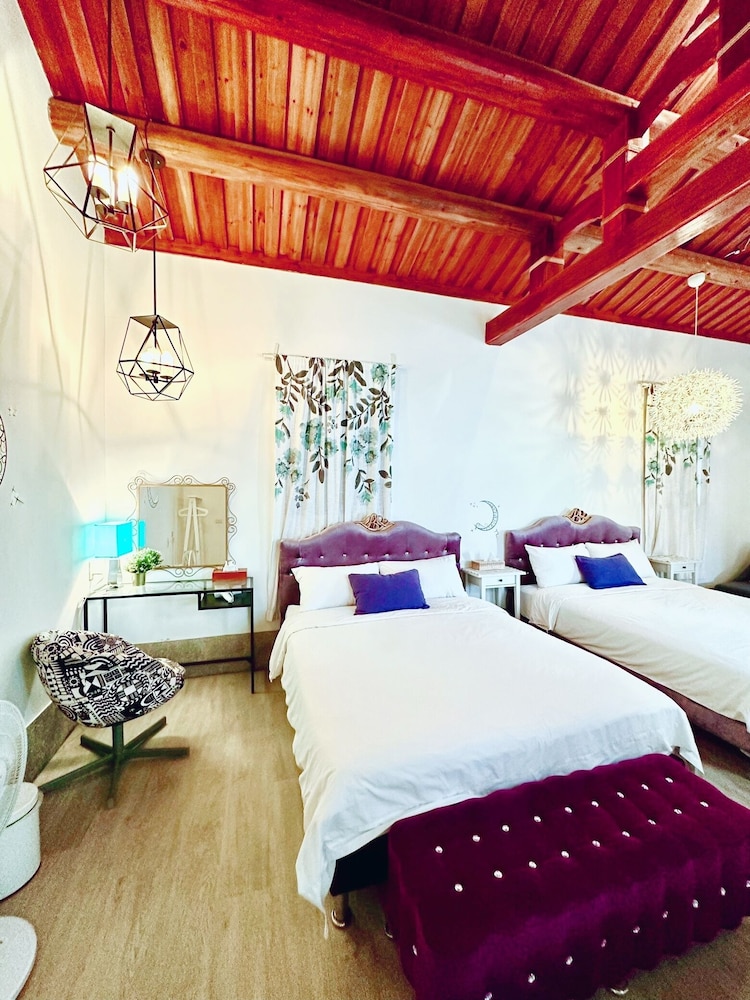 Comfort Quadruple Room, 2 Double Beds, Refrigerator, Courtyard Area photo 1