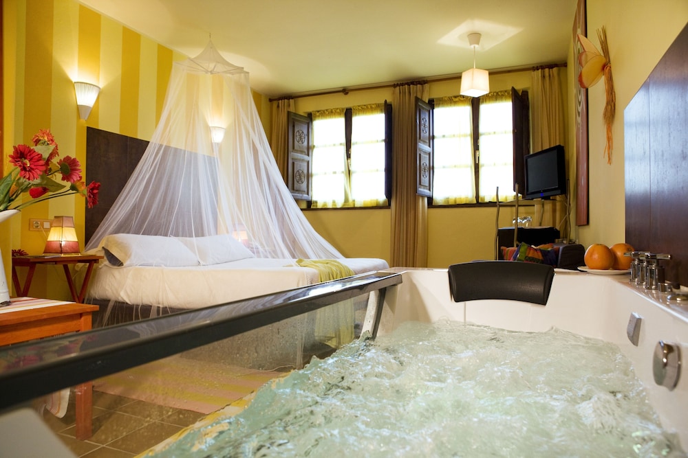 Superior Double Room (Especial Sol) photo 2