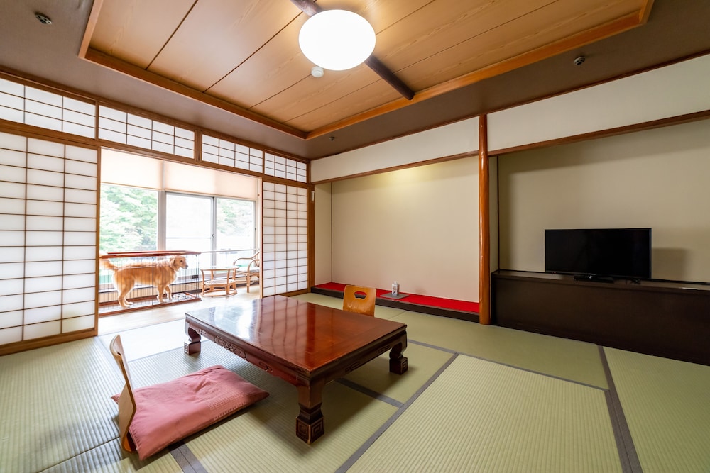 Pet Room, Japanese Style (10 Tatami Mats) Smoking