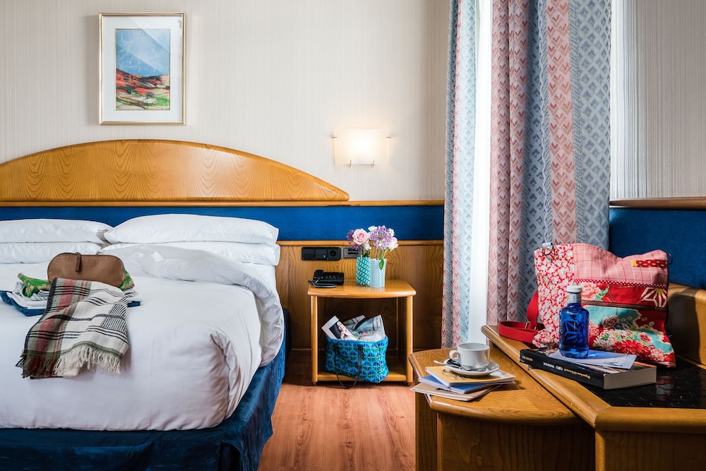 Standard Room - Photo 1