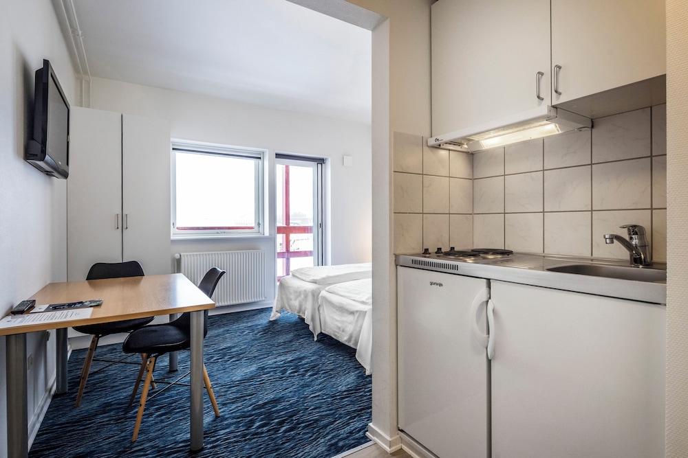 Standard Double Room, Kitchen