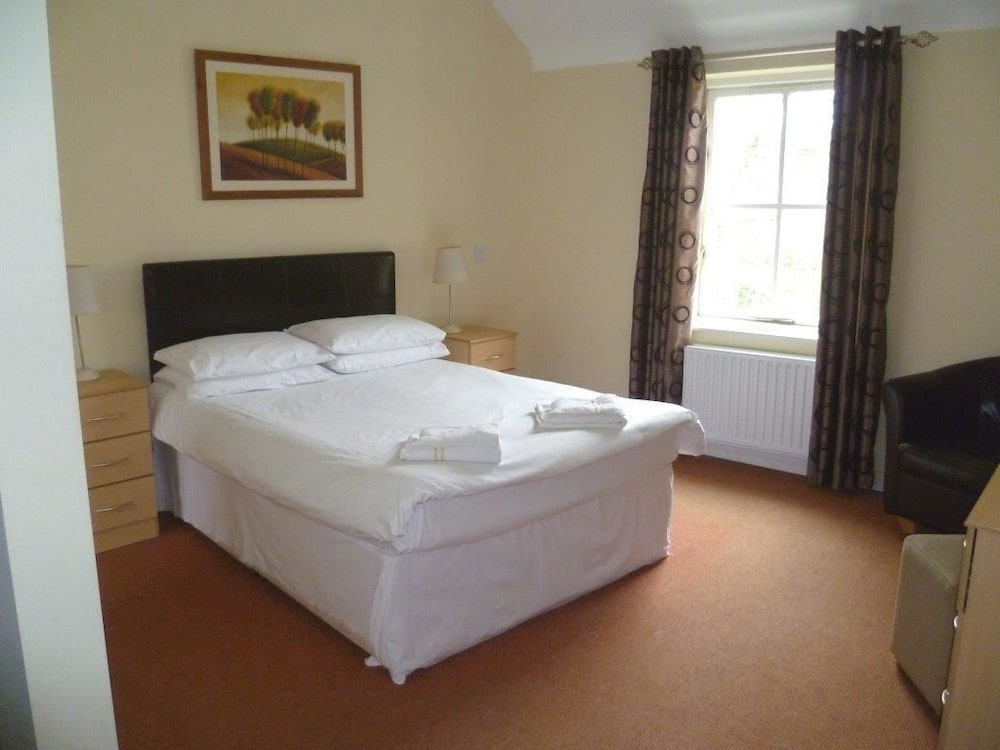 House, 3 Bedrooms photo 1