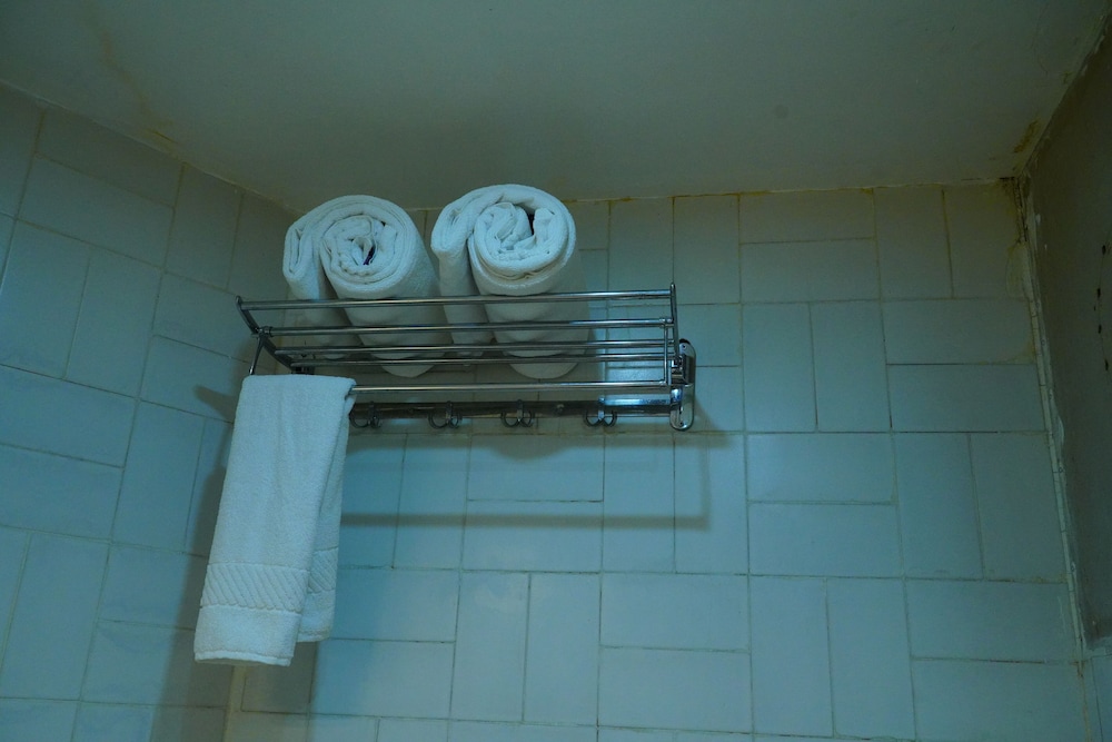 Deluxe Twin Room, Non Smoking - Photo 2