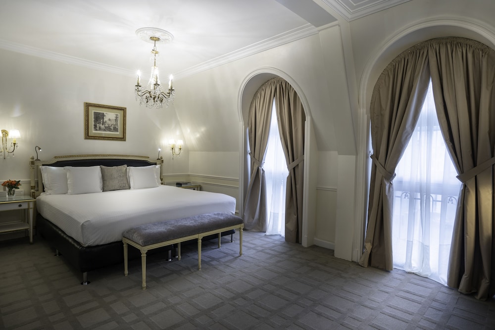 Junior Suite (Premier) thumbnail 6