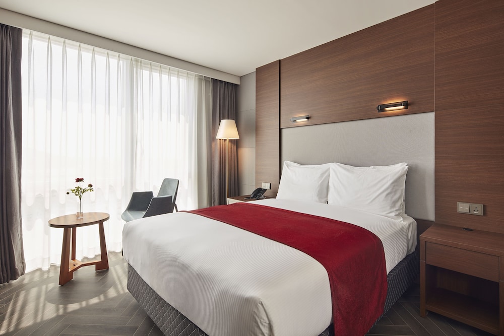 Junior Suite, Multiple Beds, Non Smoking - Photo 1