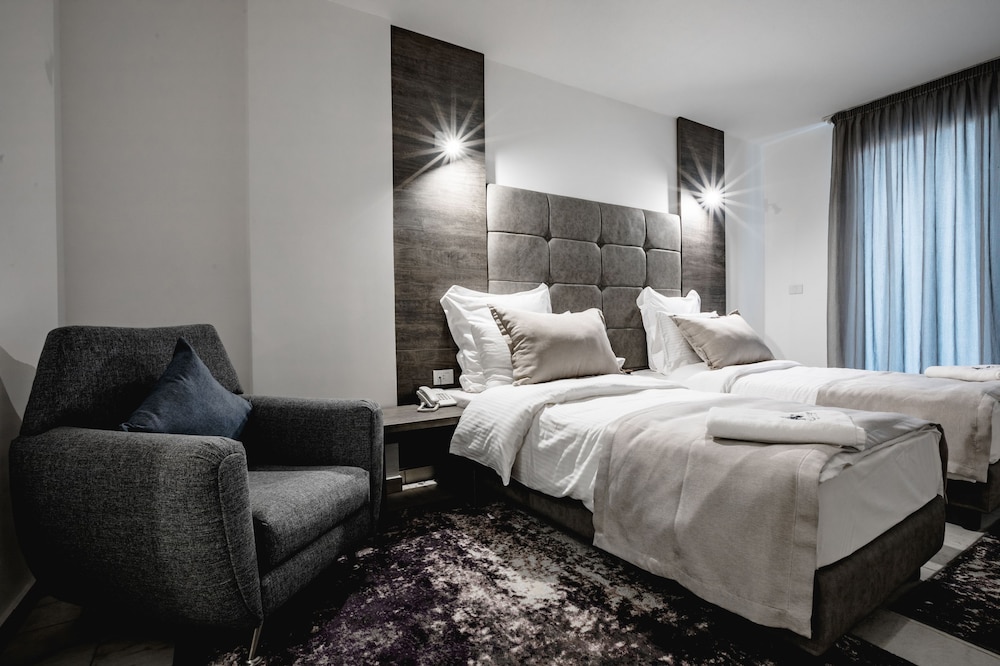Deluxe Twin Room With Terrace photo 1