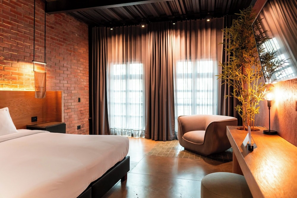 Executive Double Room - Photo 3