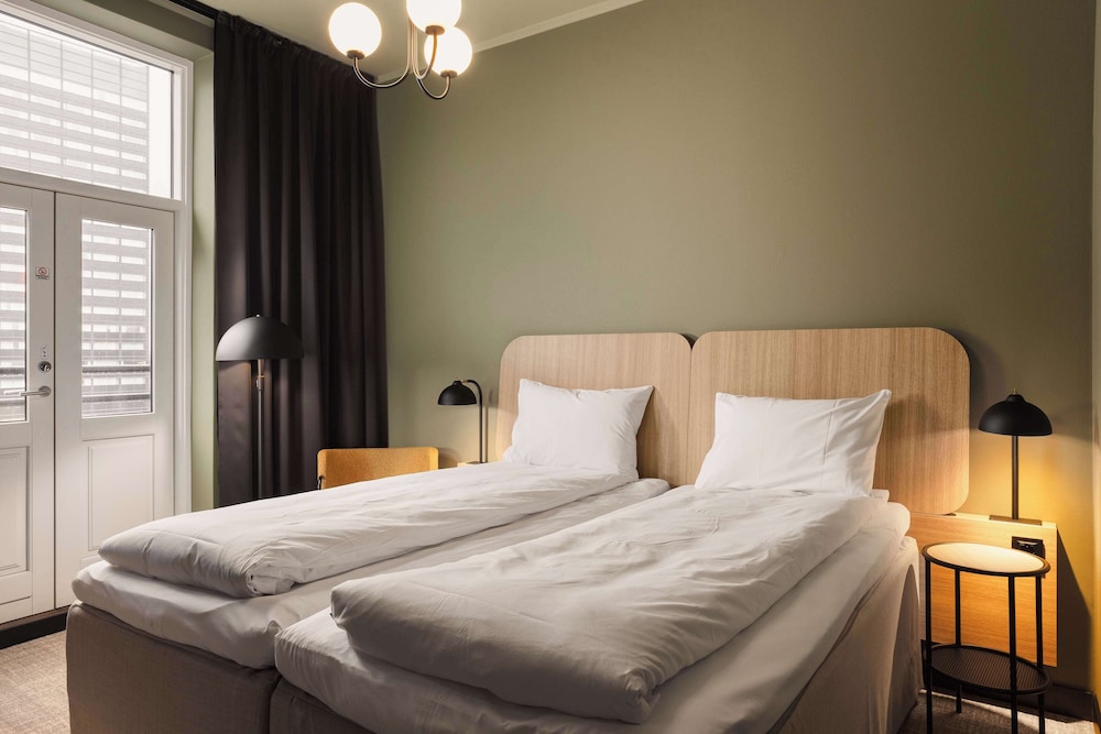 Standard Twin Room - Photo 1