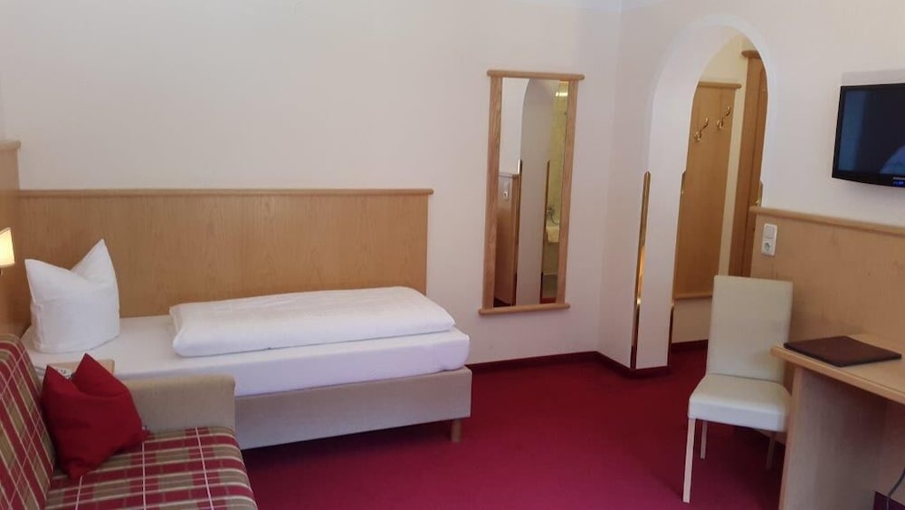 Comfort Single Room, Balcony