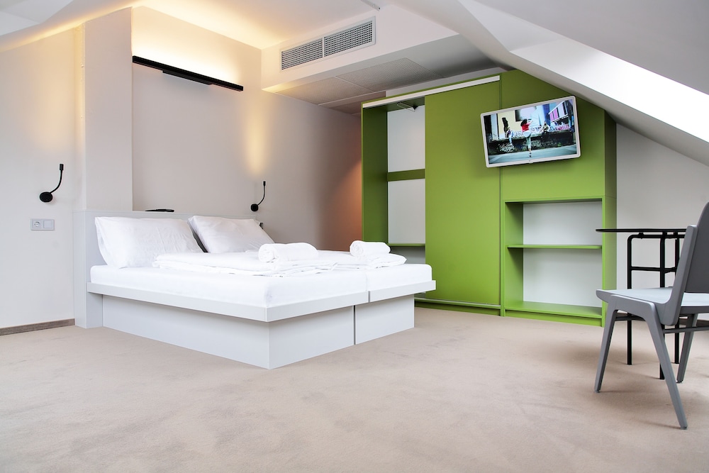 Superior Double Room - Photo 1