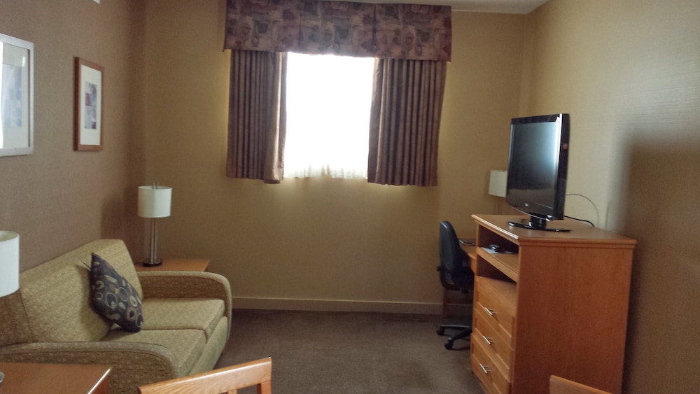 Suite, 1 King Bed, Non Smoking
