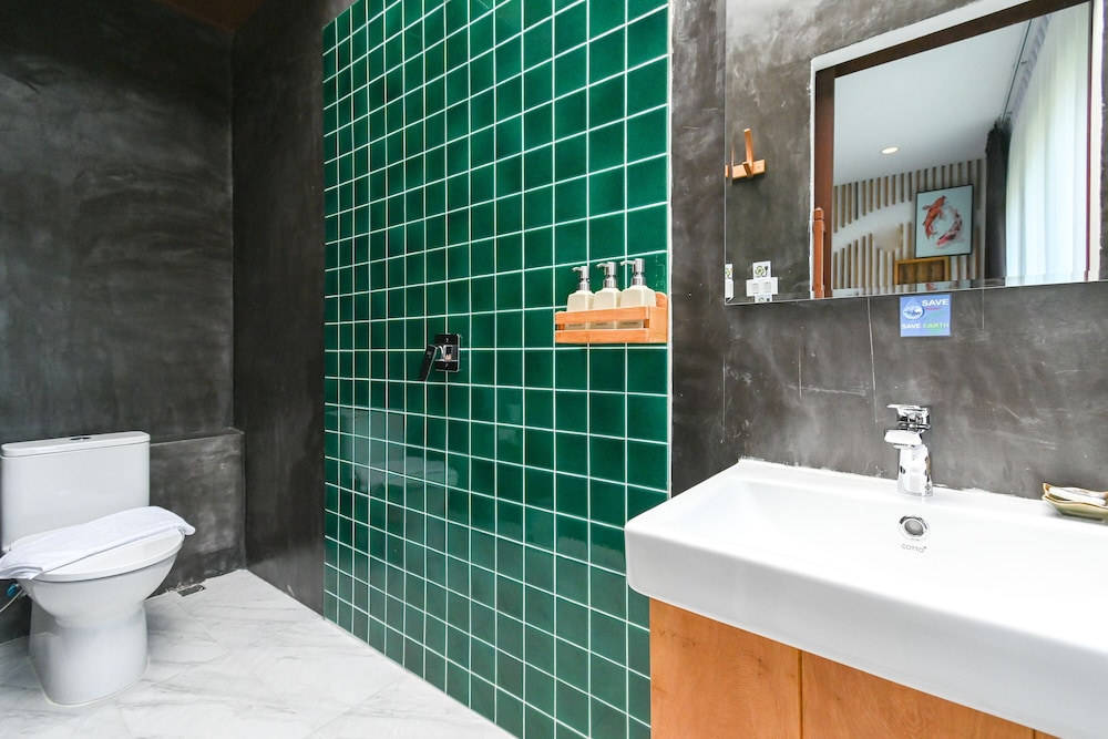2 Bedroom Bathtub Villa Garden View - Photo 11