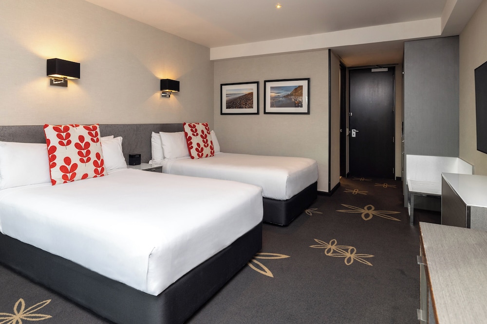 Accessible Twin Room - Photo 2