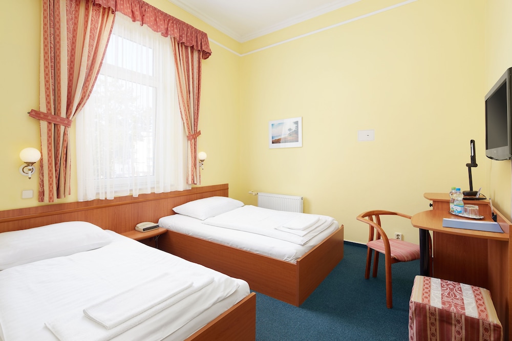 Standard Double Room photo 1