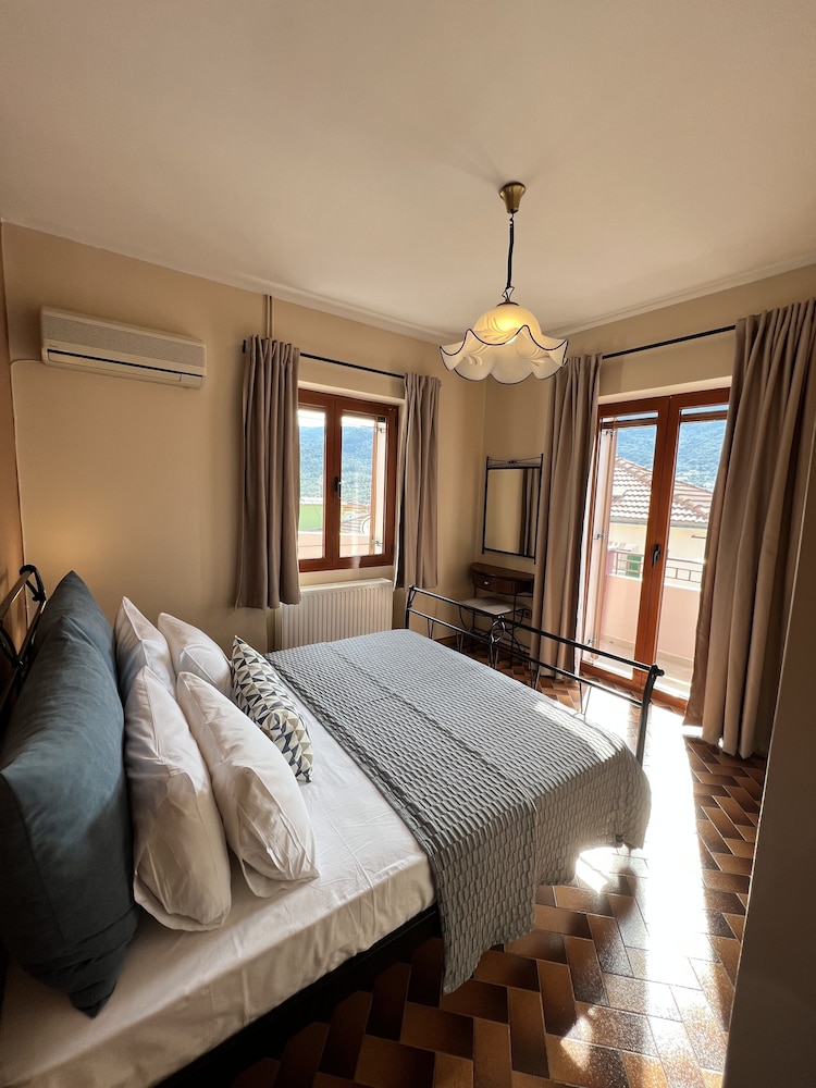 Family House, 3 Bedrooms, Bay View photo 2